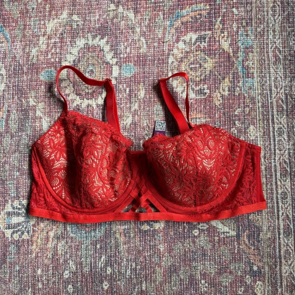 Adore Me 44 DD Elegant Red Lace Bra Diara Contour